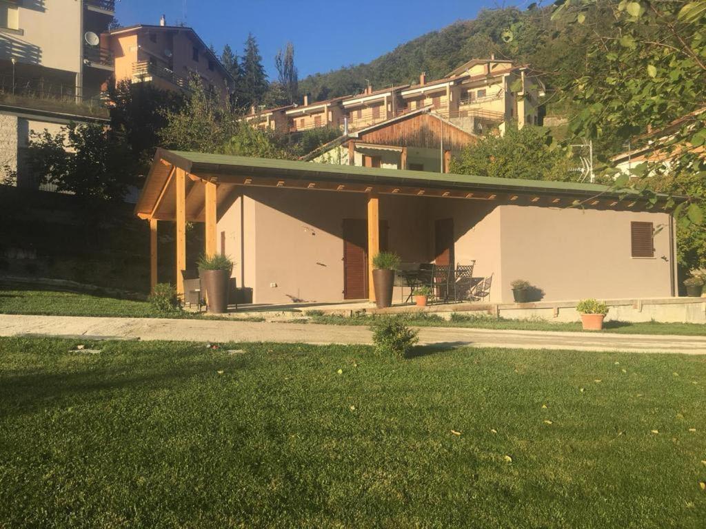 Villacolle Visso Luaran gambar